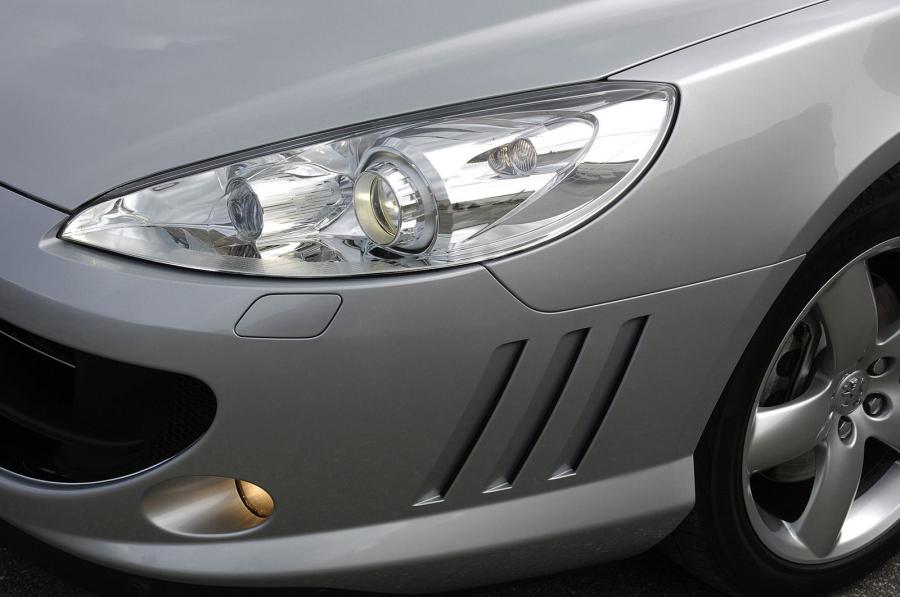  Peugeot 407 Coupe 2006 года  (фото 46 из 57)